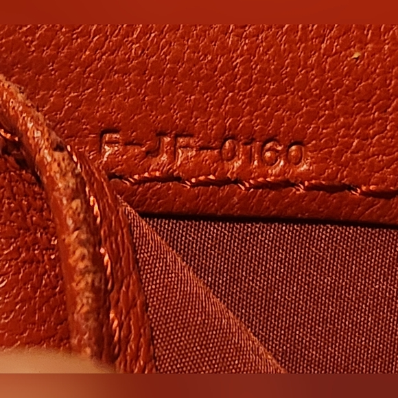 CELINE Logo Leather Trifold Wallet/9X2033 - Picture 15 of 15